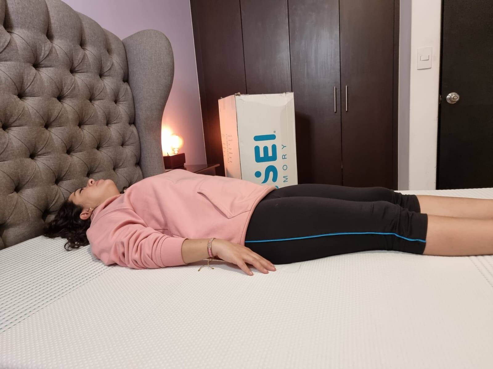 colchones sensei durmiendo boca arriba